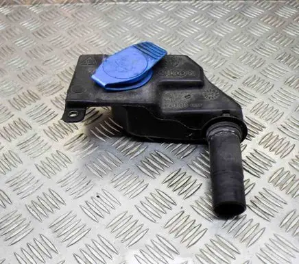 Audi A5 Sportback 8TA Window washer liquid tank fill tube 8T2955463B