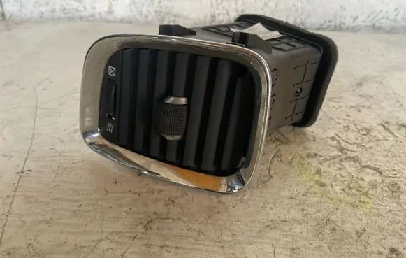 Dodge Durango Dash center air vent grill X90017100XX 0301340