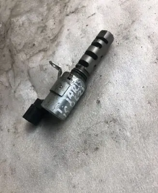 Toyota Yaris Camshaft vanos timing valve 30q0100610km14