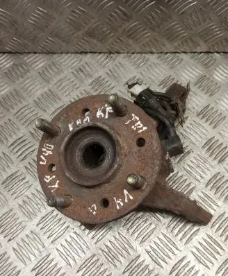 Volvo S40, V40 Front wheel hub