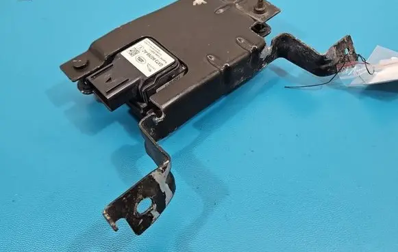 Jaguar XE Central body control module GX739G768AC IMPRK1545943