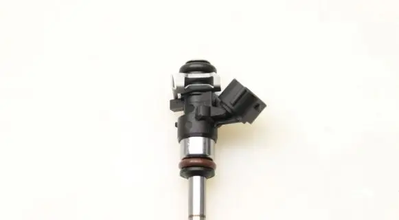 Audi A4 S4 B9 Fuel injector 06L906031A