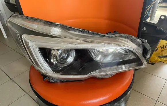 Subaru Legacy Headlight/headlamp