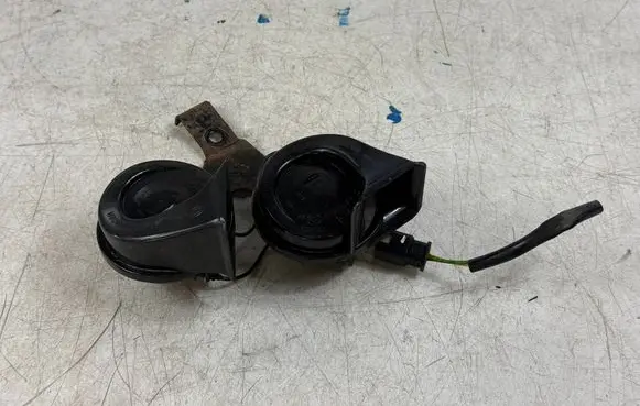Citroen DS5 Horn signal 703881157