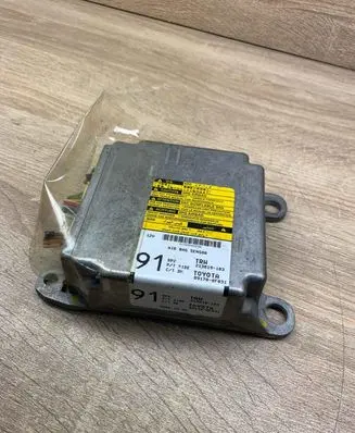 Toyota Corolla Verso AR10 Airbag control unit/module 891700F031 213819103