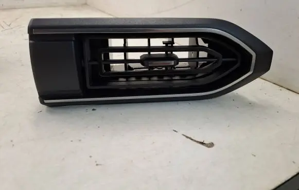 Dacia Sandero III Dashboard side air vent grill/cover trim 687601376R 518047310 28022022