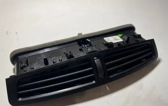 Ford Grand C-MAX Dash center air vent grill AM51R01815ACW