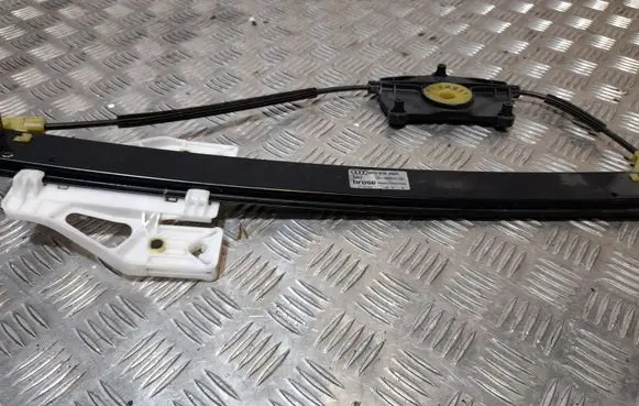 Audi Q5 SQ5 Rear window lifting mechanism without motor 8R0839462E 8R0839462
