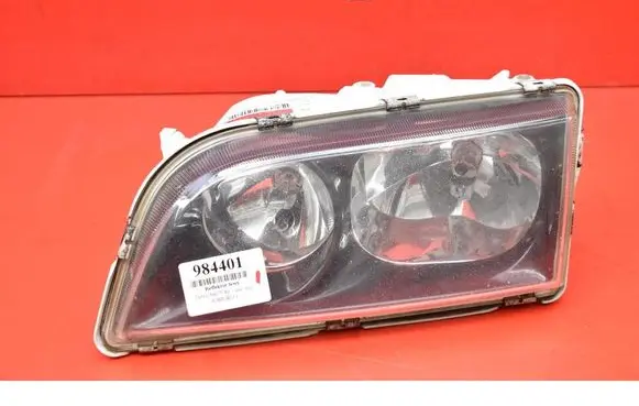 Volvo S40, V40 Headlight/headlamp 30899678