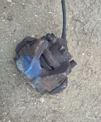 Renault Captur Front brake caliper