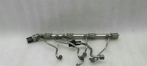 BMW 5 GT F07 Fuel main line pipe 7547600