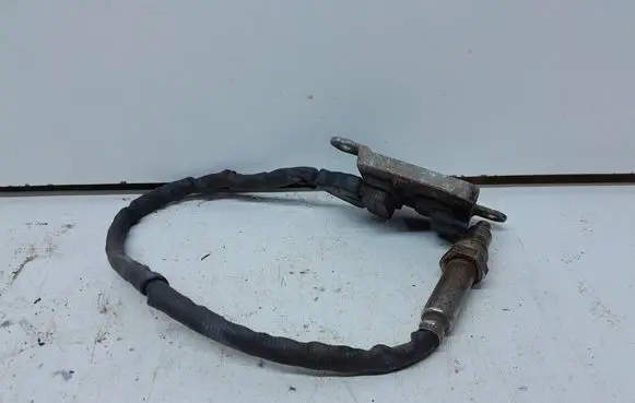 Mercedes-Benz Vito Viano W447 Lambda probe sensor A0009058411