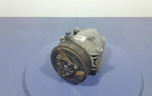 Renault Scenic II - Grand scenic II Air conditioning (A/C) compressor (pump) 8200457418