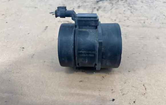 Mercedes-Benz Sprinter W906 Mass air flow meter 1110254
