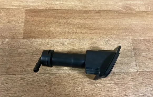 Nissan Primera Headlight washer spray nozzle 28654AU300
