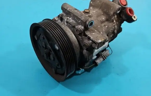 Renault Clio III Air conditioning (A/C) compressor (pump) 8200866437 IMPRK1584254