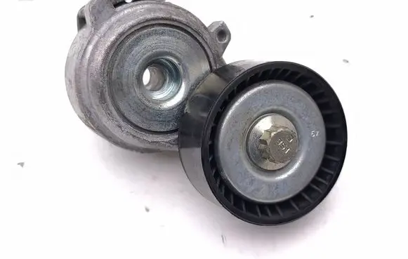 Peugeot 2008 II Generator/alternator belt tensioner 9841989080