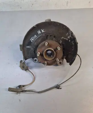 Toyota Prius (XW30) Front wheel hub 