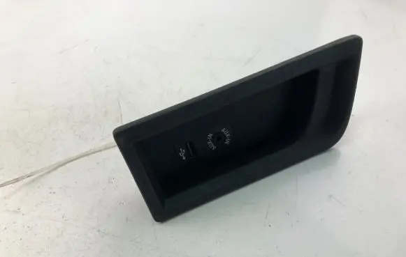 BMW 3 F30 F35 F31 USB control unit 9207358