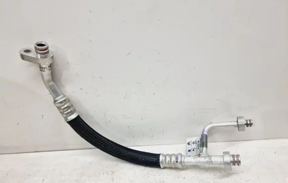 Opel Mokka B Air conditioning (A/C) pipe/hose 9826918880