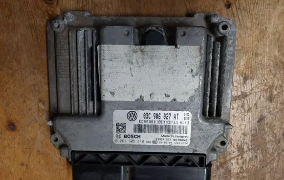 Volkswagen Eos Engine control unit/module 03C906027AT 03C907309B 1039S41553