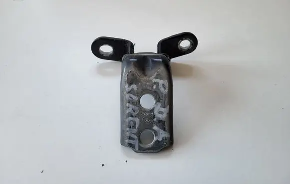 KIA Sorento Front door lower hinge 