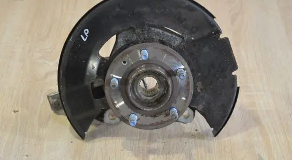 Chevrolet Orlando Front wheel hub