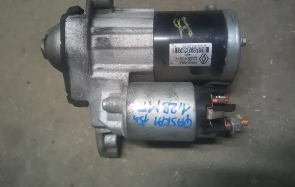 Nissan Qashqai Starter motor