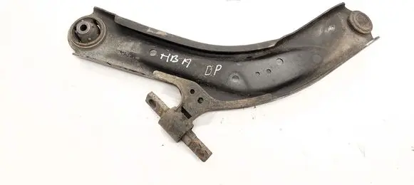 Nissan X-Trail T32 Front lower control arm/wishbone 545004CA1A