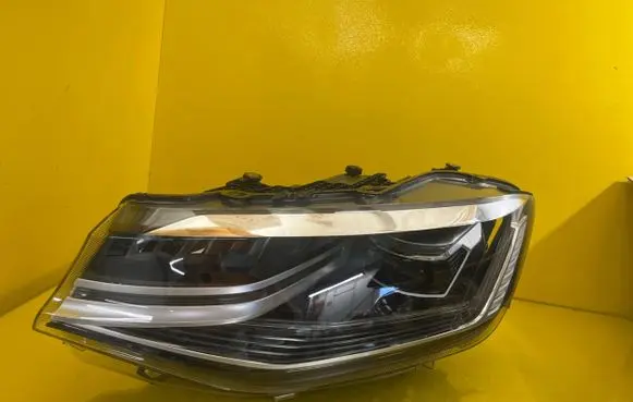 Volkswagen Caddy Headlight/headlamp 2K8941036R