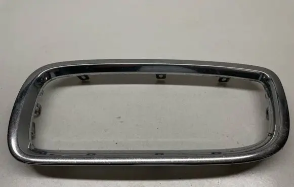 BMW 7 E65 E66 Front grill 8223219 51138223219