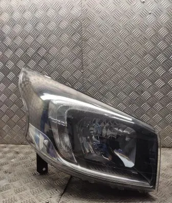 Opel Vivaro Headlight/headlamp 260101586