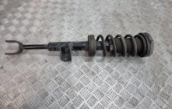 BMW 5 G30 G31 Front shock absorber with coil spring 146786
