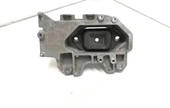 Nissan Juke I F15 Gearbox mount 1A0E3211 1A3E1Q00B