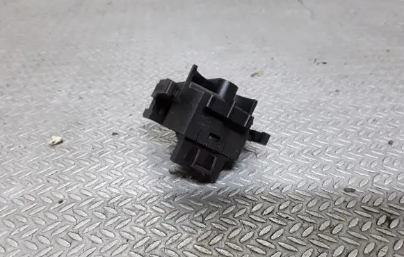 Opel Meriva A Ignition lock contact 90589314