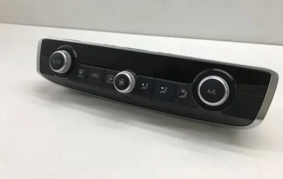 Audi A3 S3 8V Climate control unit 8V0820043C
