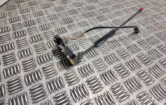 Ford Fiesta Tailgate/trunk/boot lock/catch/latch A43102ad