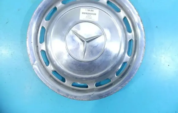 Mercedes-Benz W123 R16 wheel hub/cap/trim IMPRK1156894