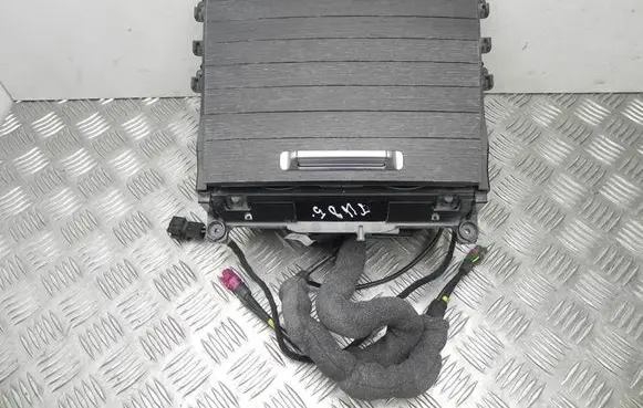 Mercedes-Benz GLE W167 Cup holder back A1678109903