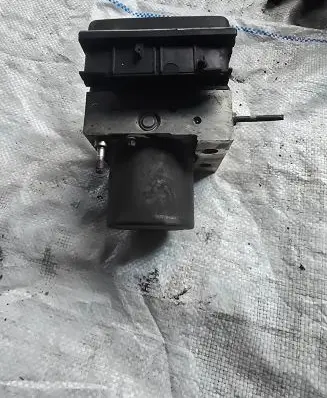 Toyota Corolla Verso AR10 ABS Pump 10703U0104 0265951567