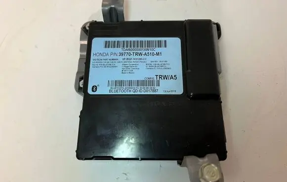 Honda Clarity Bluetooth control unit module 39770TRWA510M1