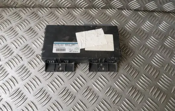Jaguar XJ X350 Seat control module 8W9F14C708CA VP2W9F13C789CK