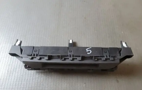 Mazda CX-5 II Other switches/knobs/shifts K12355260