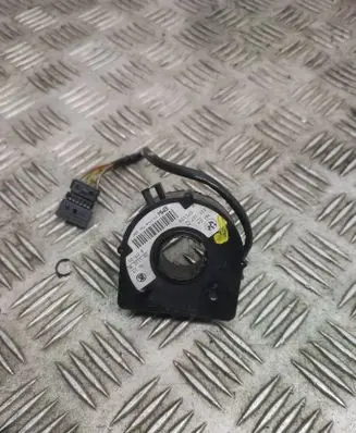 BMW 5 E39 Steering angle sensor 05111595 6760232