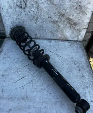 BMW 6 F06 Gran coupe Rear shock absorber/damper 6854329