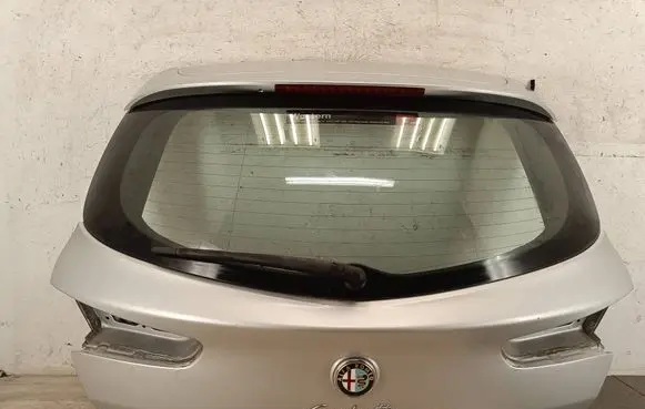 Alfa Romeo Giulietta Tailgate/trunk/boot lid
