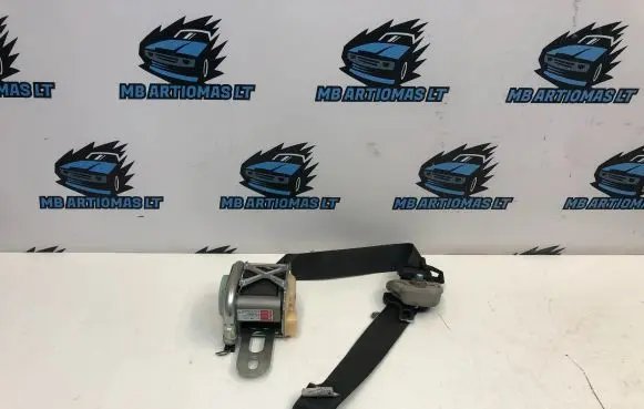 Chrysler 300 - 300C Front seatbelt P1AJ801DVAC