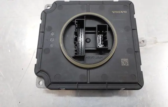 Volvo XC60 Headlight ballast module Xenon 31427787