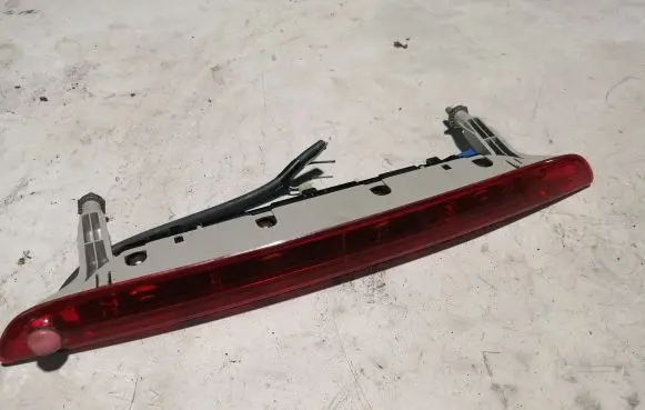 Opel Agila B Third/center stoplight 3581051K0