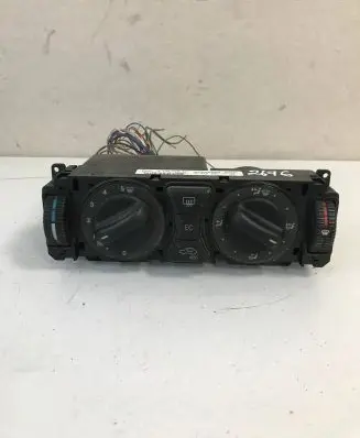 Mercedes-Benz E W210 Climate control unit 2108303185